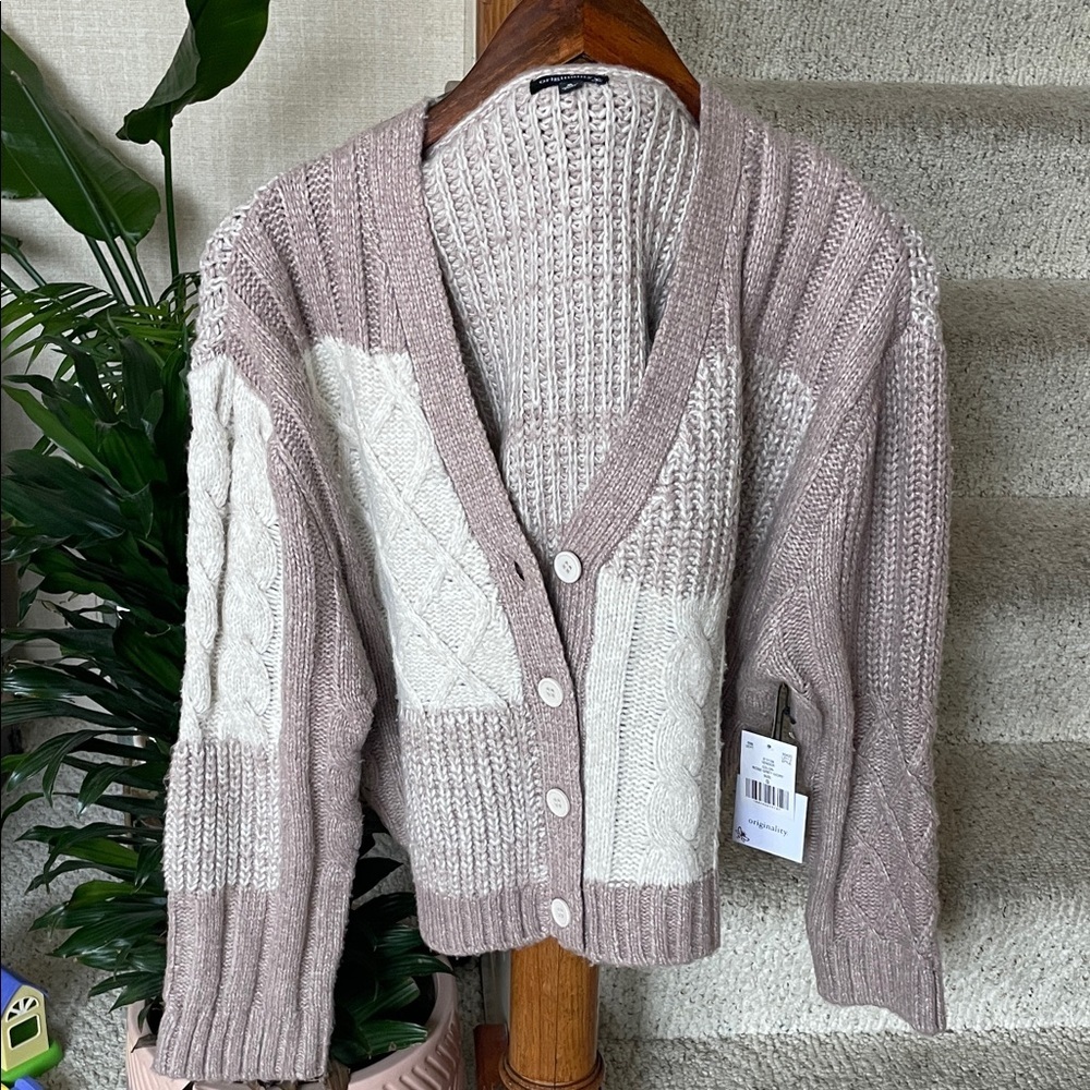 NWT Originality Super Soft Cozy Two-Tone Cardigan Sweater